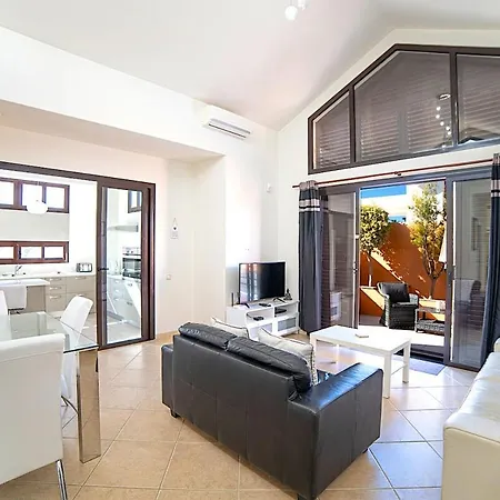 Calluna 491 2 Bedroom With & Resistance Pool * פלאיה בלנקה