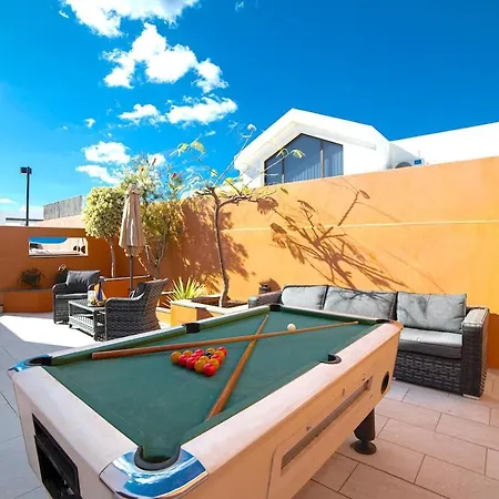 Calluna 491 2 Bedroom With & Resistance Pool וילה